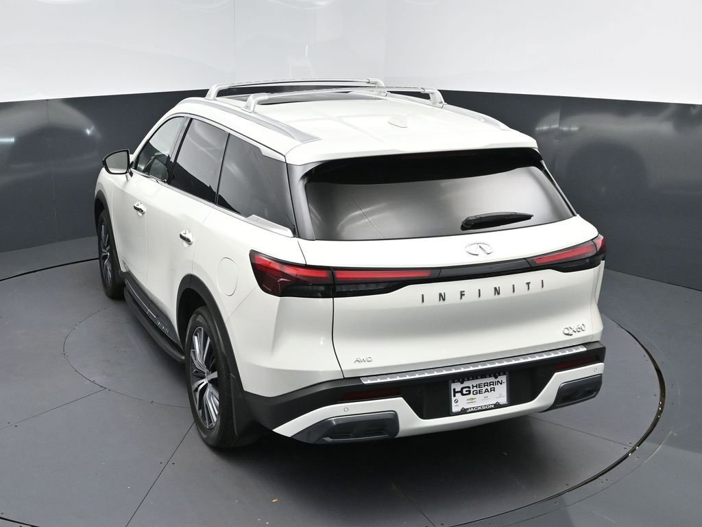 Used 2023 INFINITI QX60 Sensory w/ Vision Package image 31
