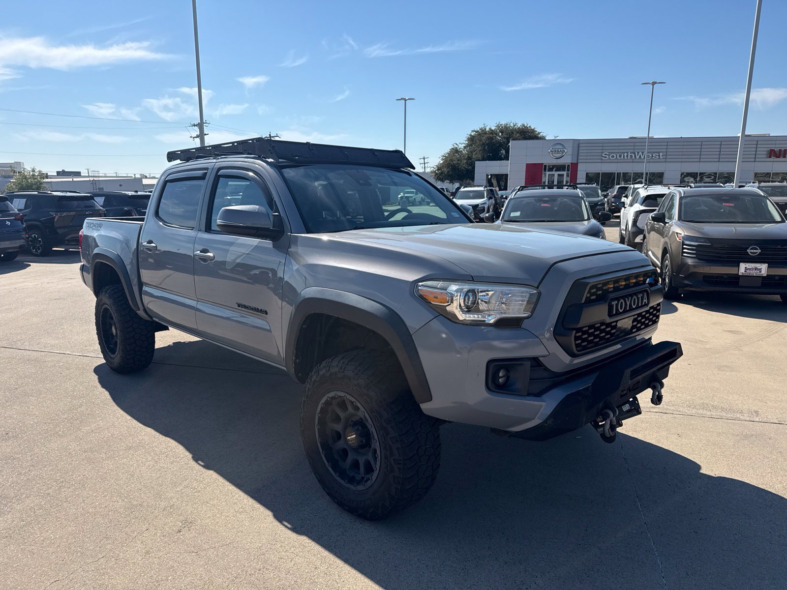 Used 2019 Toyota Tacoma TRD Off-Road AWD/4WD image 3