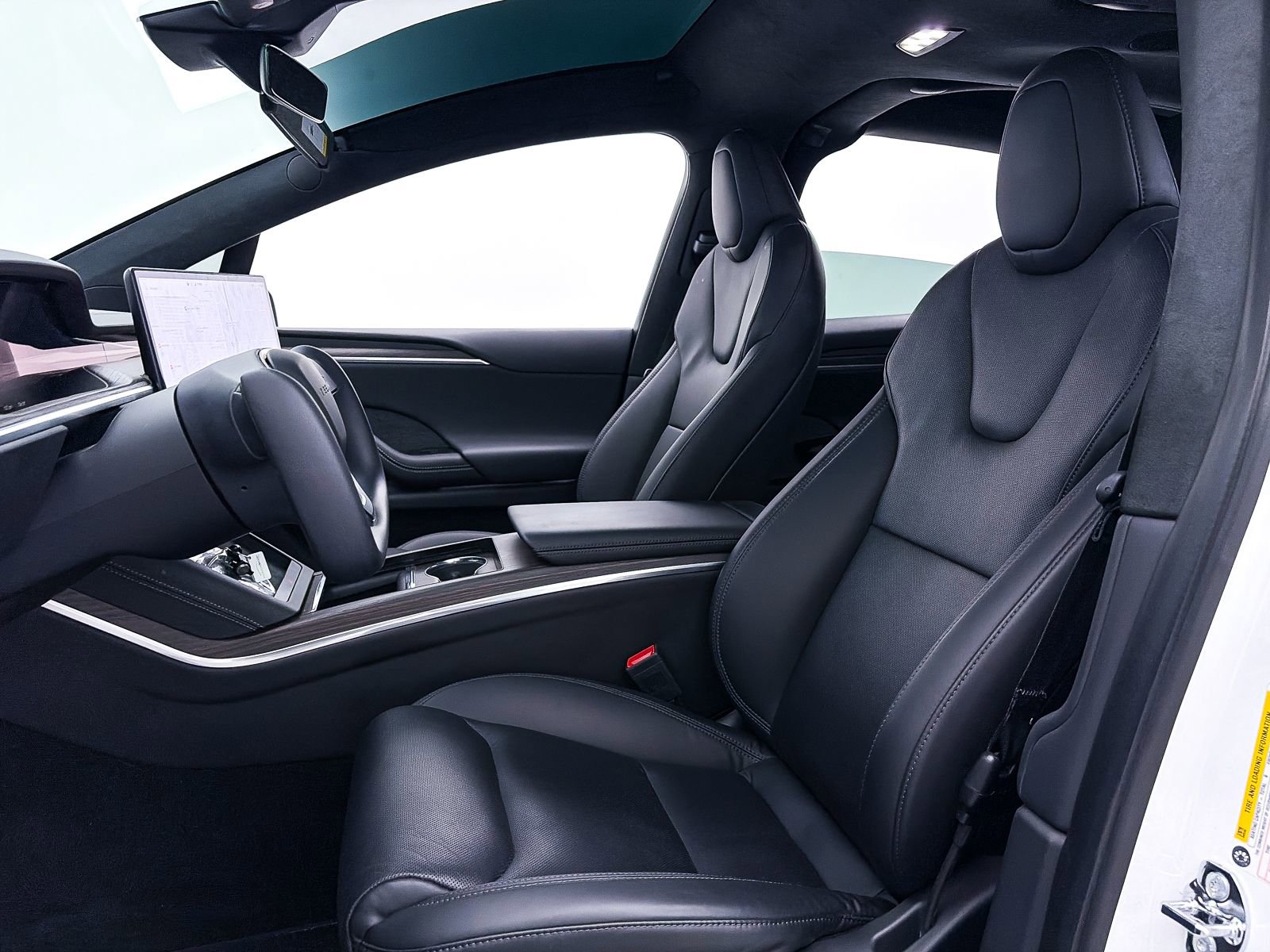 Used 2023 Tesla Model X Standard Range image 18