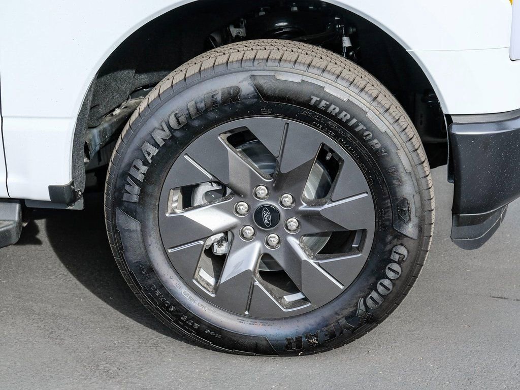 New 2024 Ford F150 Lightning Pro w/ Tow Technology Package AWD/4WD image 11