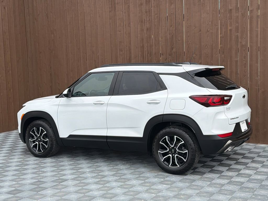 Used 2024 Chevrolet TrailBlazer ACTIV w/ Convenience Package image 14