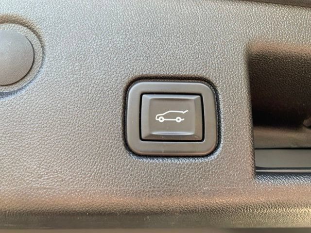 Used 2020 Chevrolet Equinox LT w/ Sport Edition AWD/4WD image 6