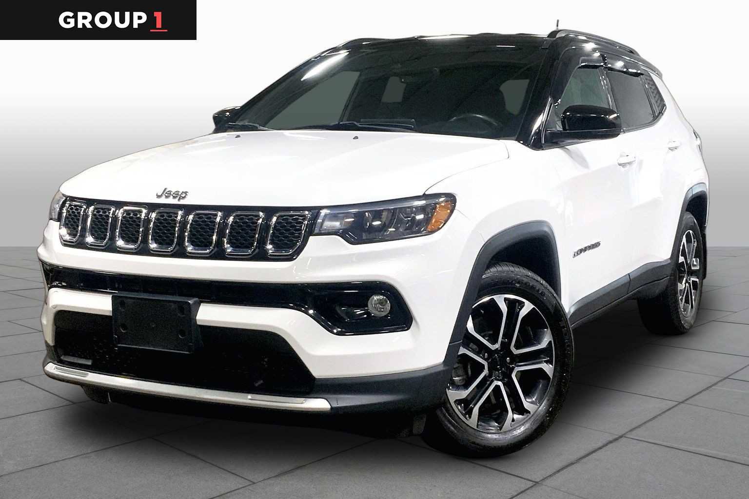 Used 2023 Jeep Compass Limited AWD/4WD image 1