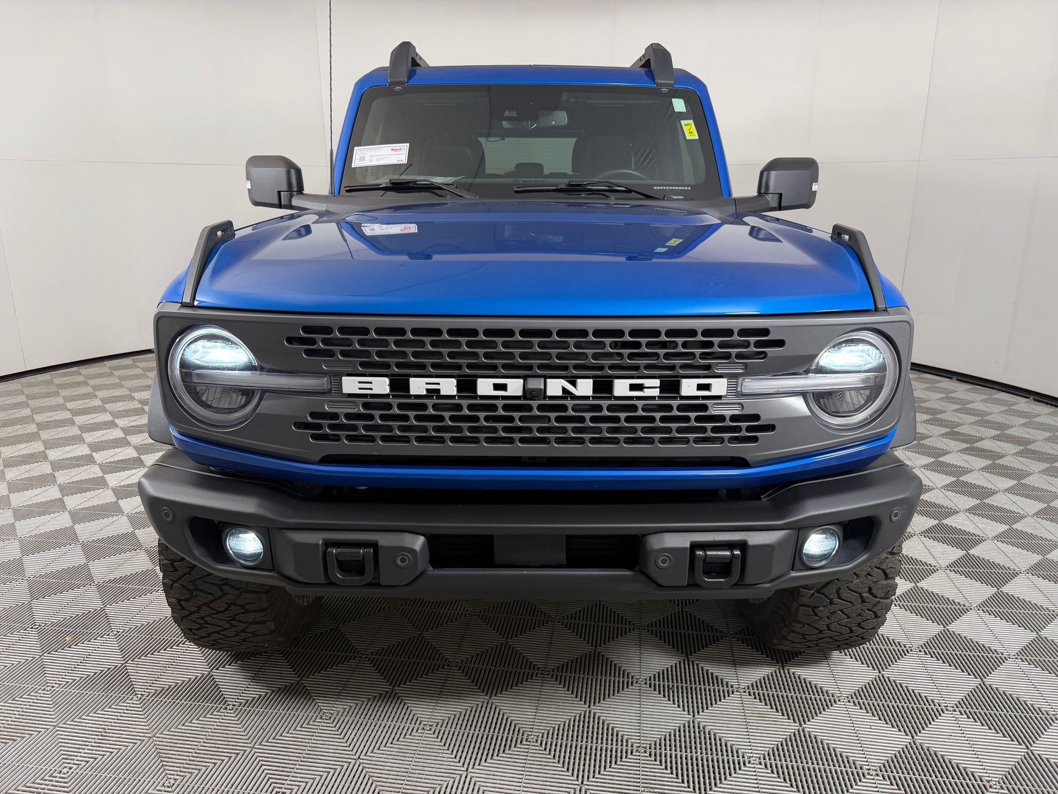 Used 2022 Ford Bronco Badlands w/ Sasquatch Package AWD/4WD image 5