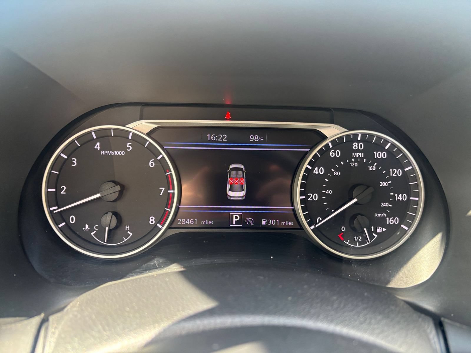 Used 2025 Nissan Sentra SV FWD image 37