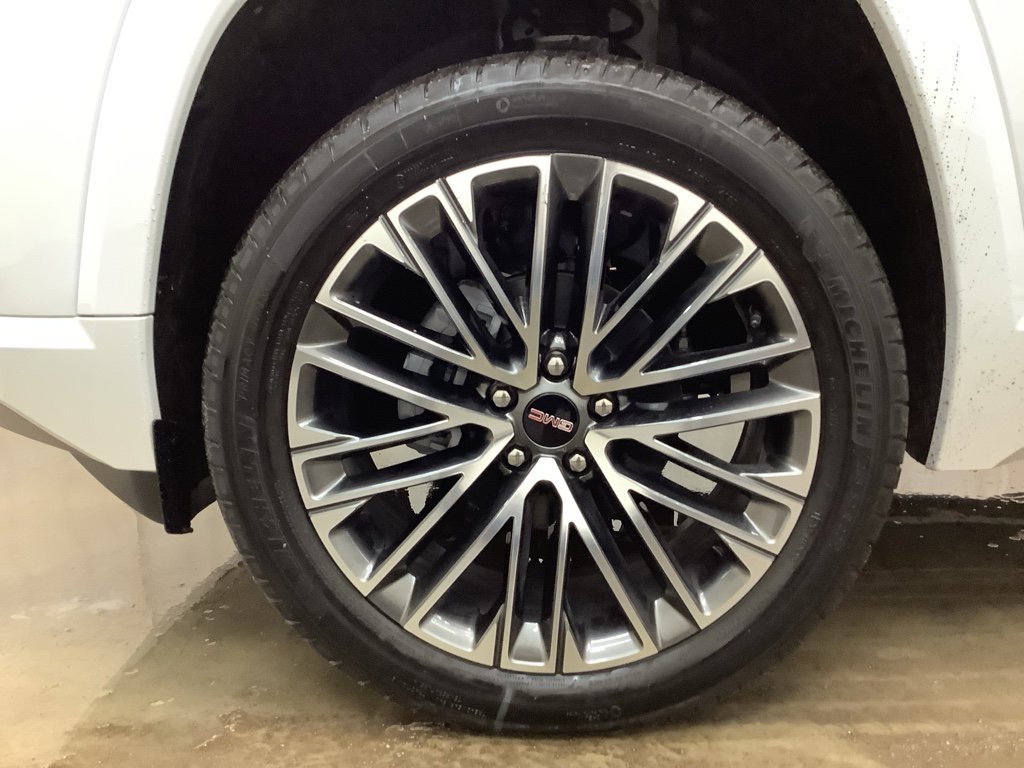 New 2026 GMC Terrain Denali image 29