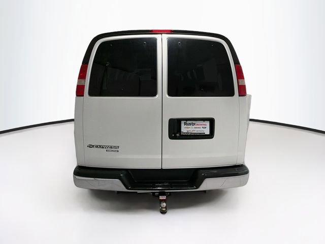 Used 2016 Chevrolet Express 3500 LT w/ LT Preferred Equipment Group image 6
