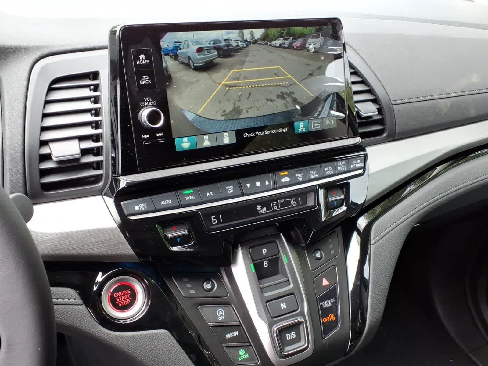 New 2026 Honda Odyssey Touring image 17