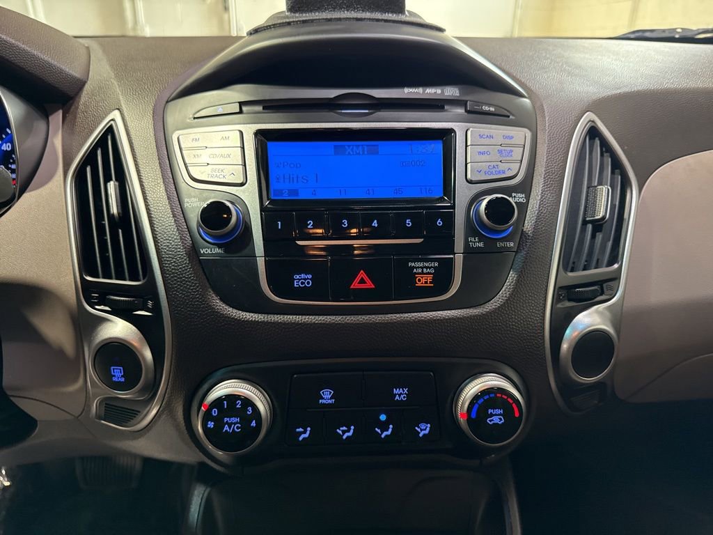 Used 2012 Hyundai Tucson GL image 13