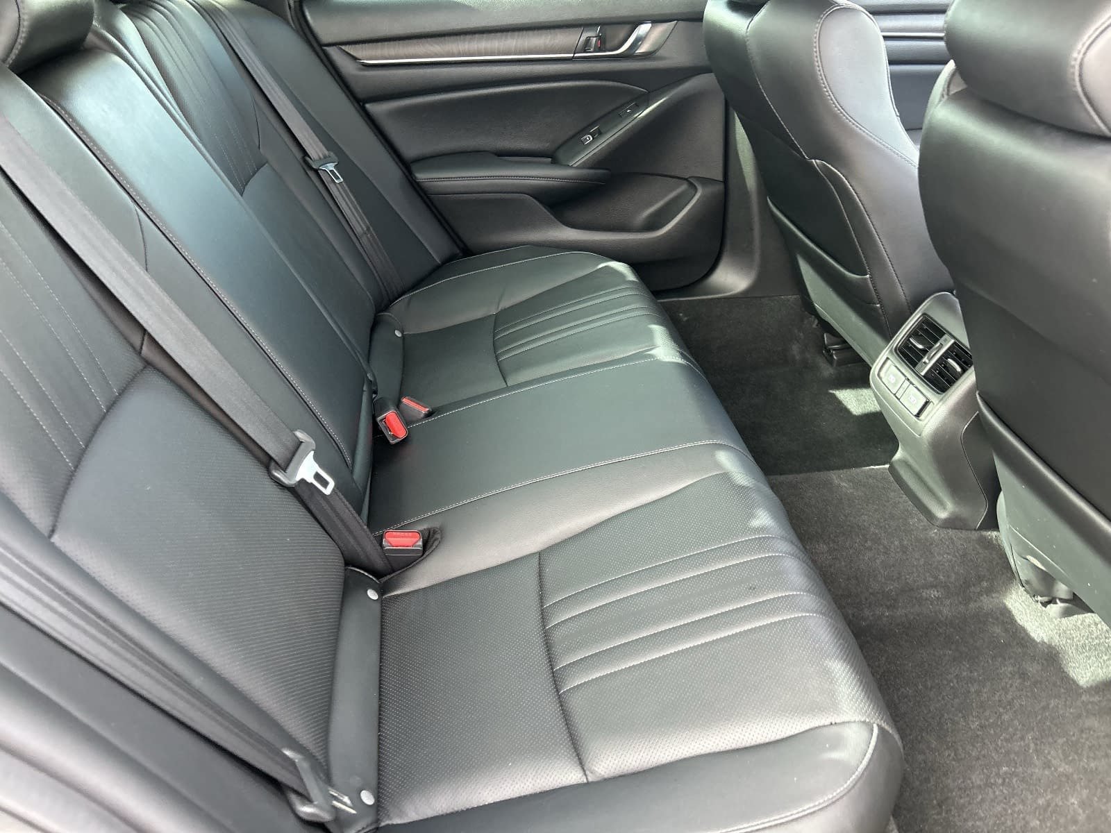 Certified 2021 Honda Accord Touring image 18