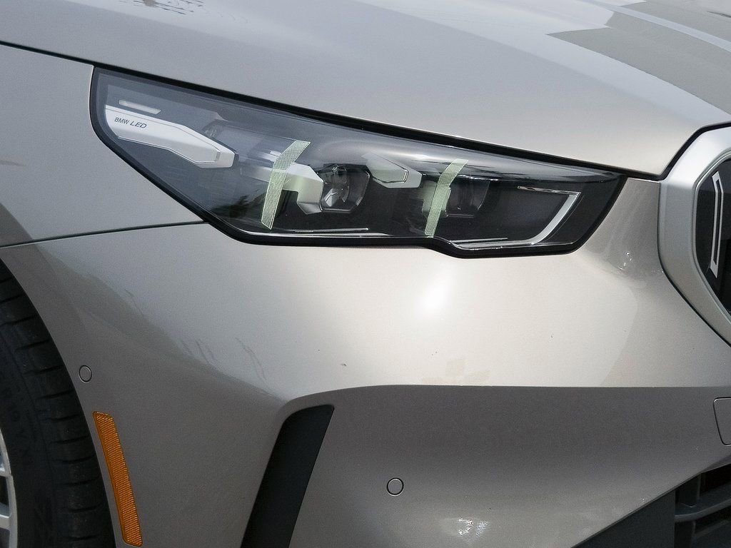 Certified 2025 BMW 530i image 6