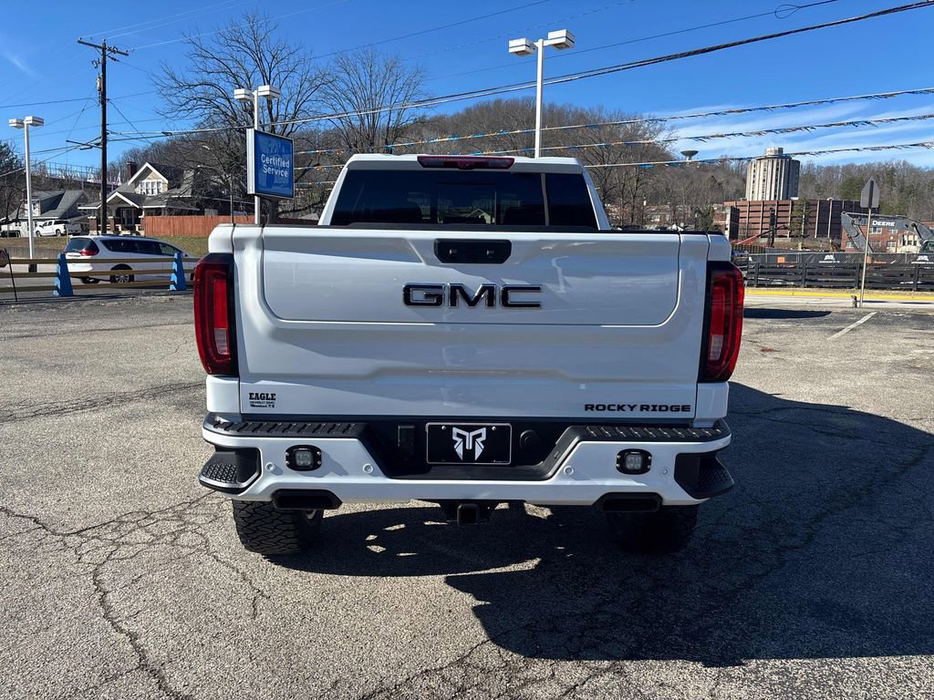 New 2026 GMC Sierra 1500 AT4 w/ AT4 Premium Package AWD/4WD image 4
