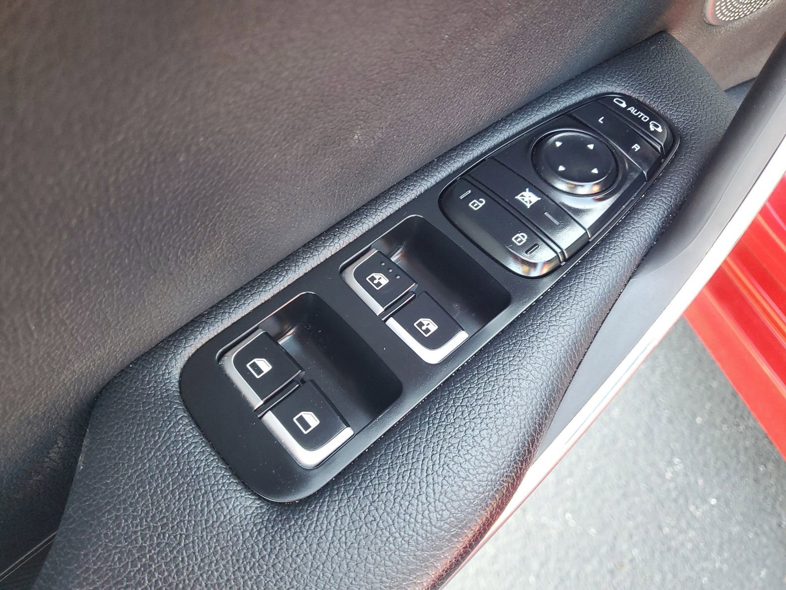 Used 2023 Kia Stinger GT-Line w/ Sun & Sound Package image 14