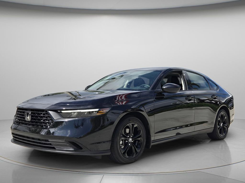 Certified 2025 Honda Accord SE image 9