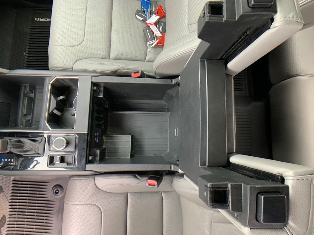 Used 2023 Toyota Tundra Limited w/ Power Package image 27