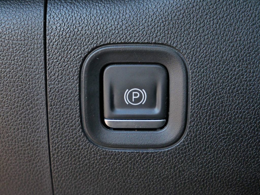 Used 2019 Chevrolet Silverado 1500 LT w/ All-Star Edition image 38