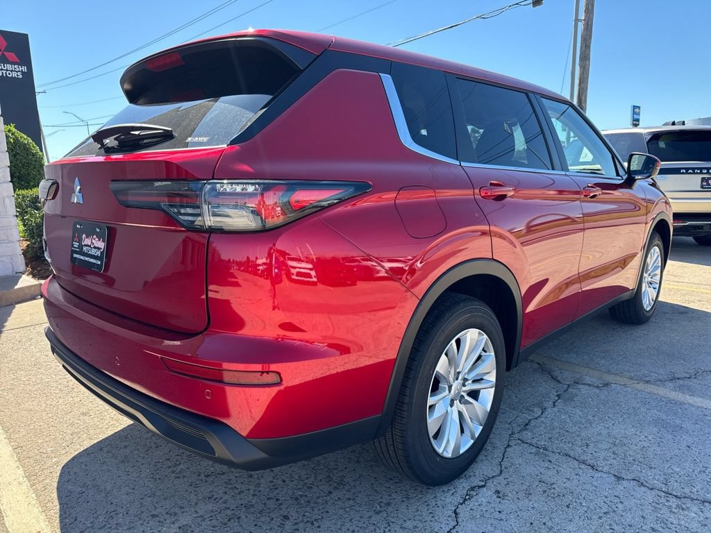 New 2026 Mitsubishi Outlander ES AWD/4WD image 4
