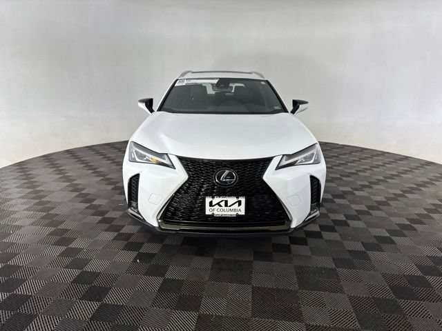 Used 2019 Lexus UX 200 F Sport w/ F Sport Premium Package FWD image 3