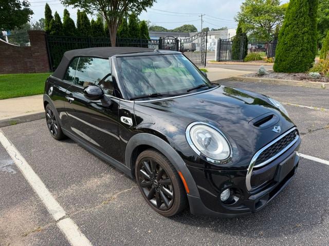 Used 2016 MINI Cooper S FWD image 2