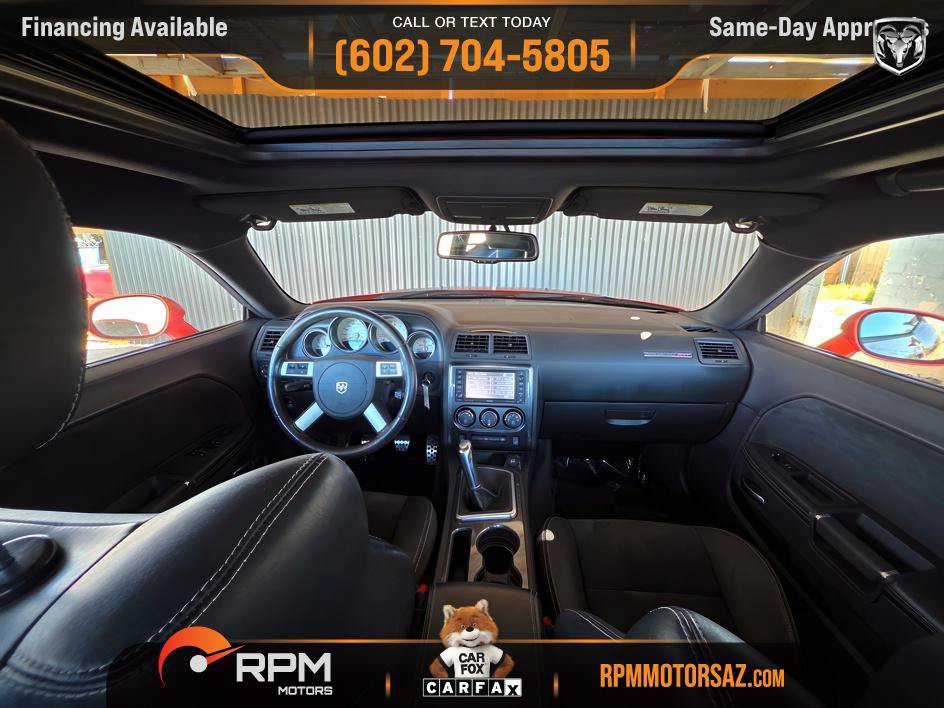 Used 2009 Dodge Challenger SRT8 w/ SRT Option Group II RWD image 8