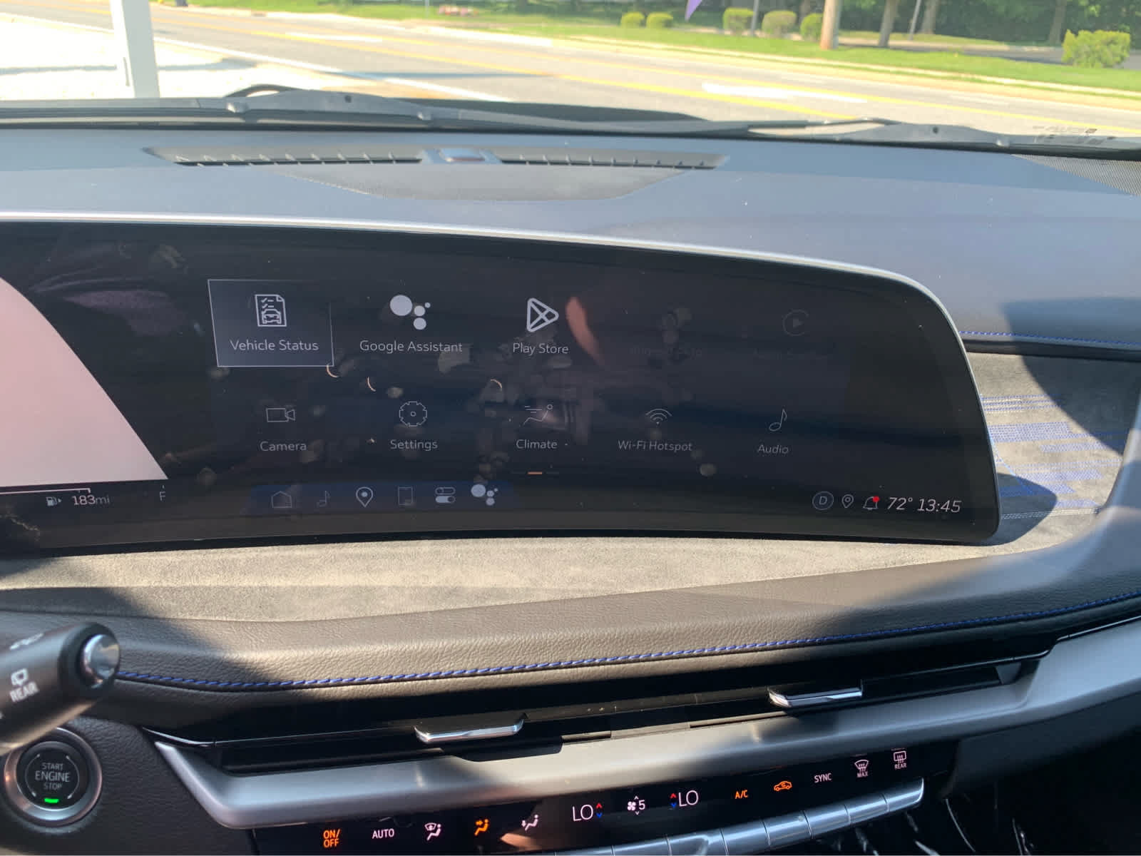 Used 2024 Cadillac XT4 Sport w/ Active Safety Package AWD/4WD image 17