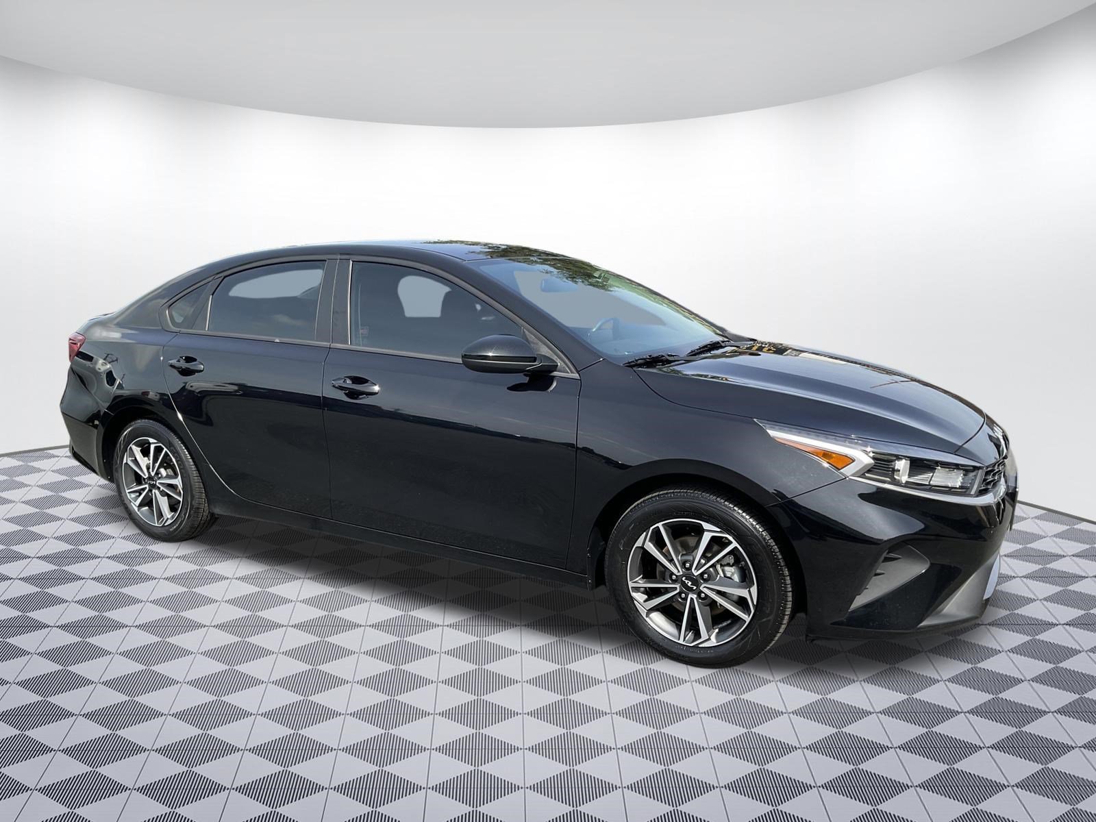 Used 2023 Kia Forte LXS