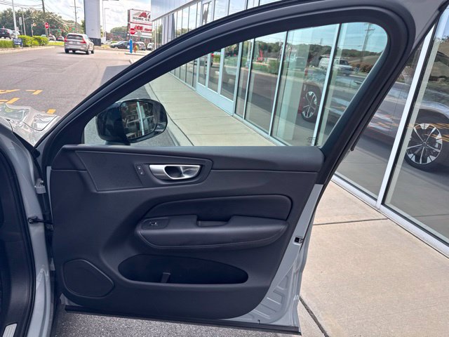 Certified 2024 Volvo XC60 B5 Core w/ Protection Package Premier AWD/4WD image 14