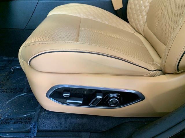 Used 2022 Jeep Grand Cherokee Summit w/ MOPAR Finishing Package AWD/4WD image 17