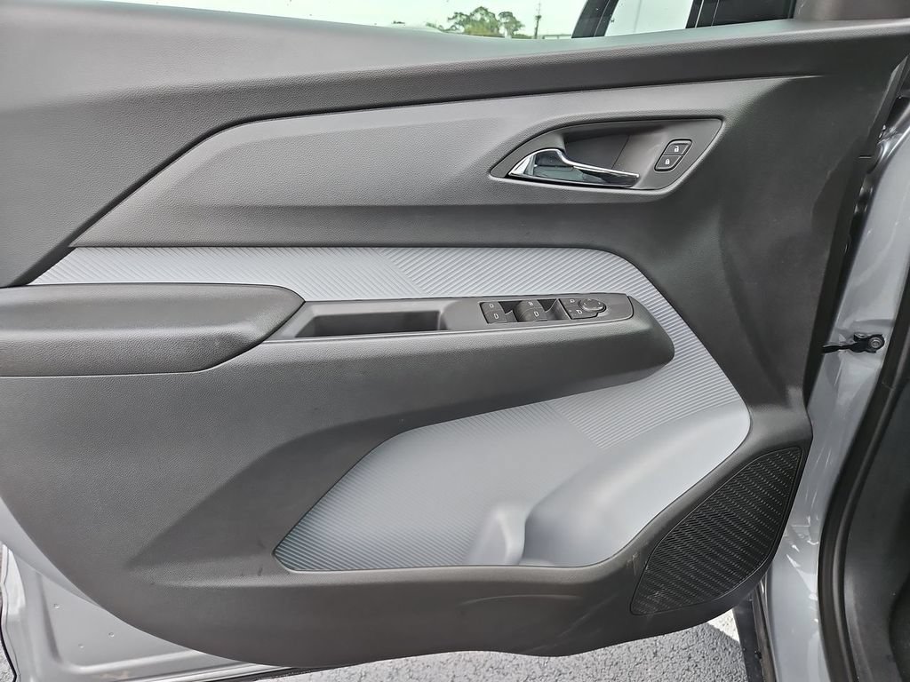 New 2027 Chevrolet Bolt RS FWD image 13