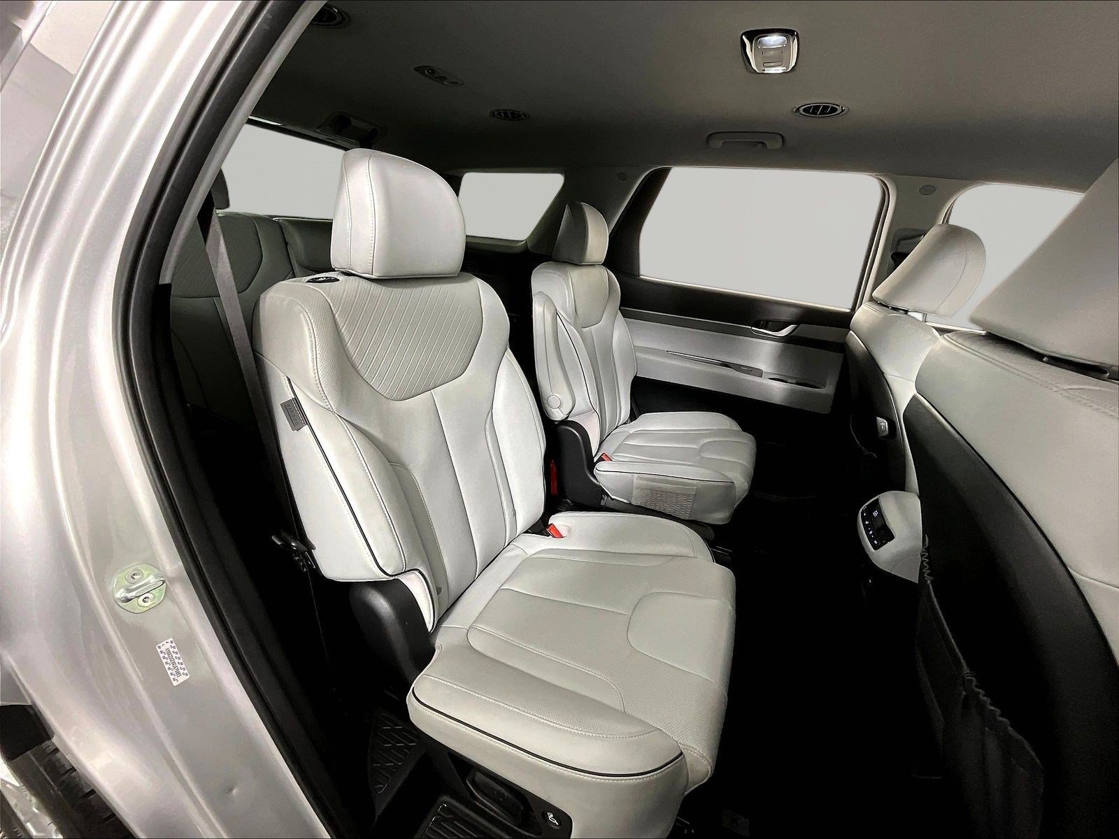 Used 2024 Hyundai Palisade SEL AWD/4WD image 25