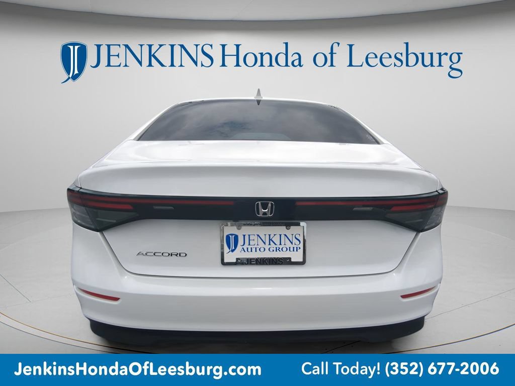 Certified 2025 Honda Accord LX image 5