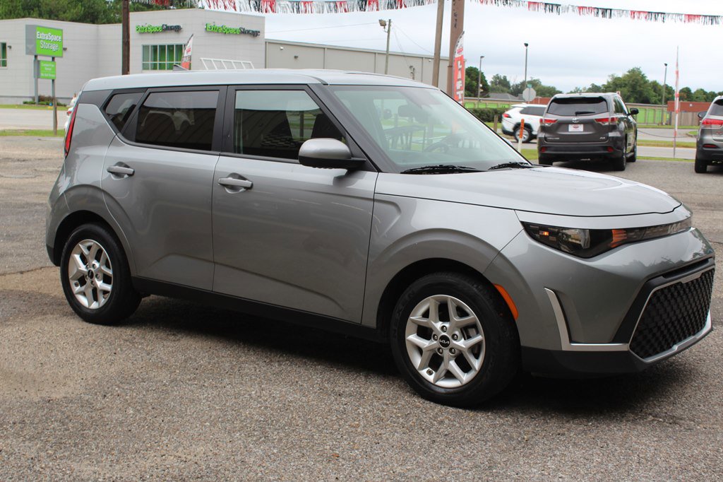 Used 2024 Kia Soul LX w/ Option Group 015 image 10