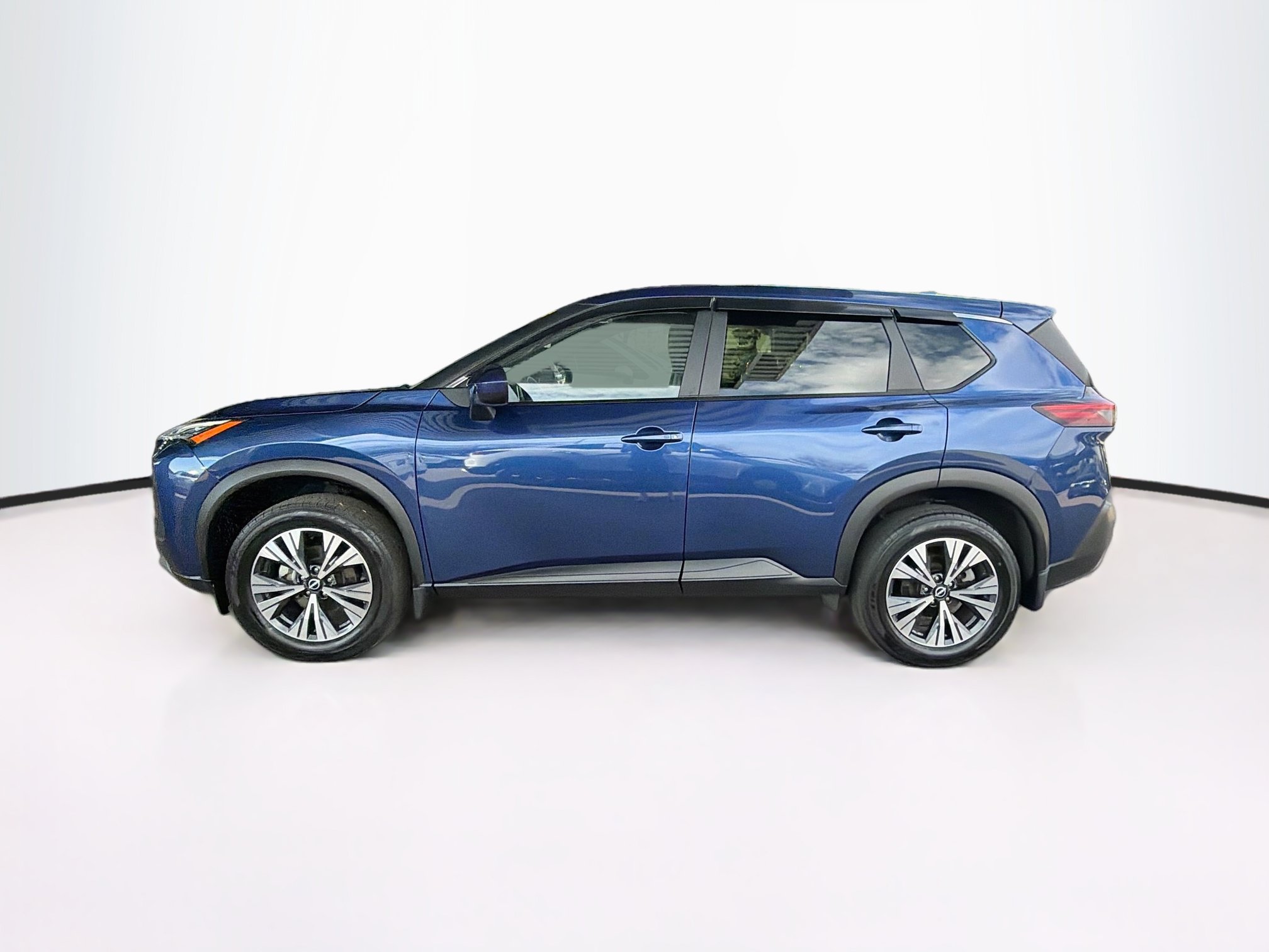 Used 2023 Nissan Rogue SV AWD/4WD image 4