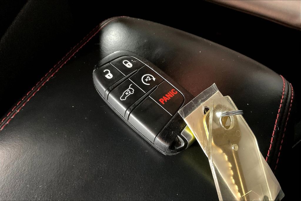 Used 2024 Dodge Durango GT image 14