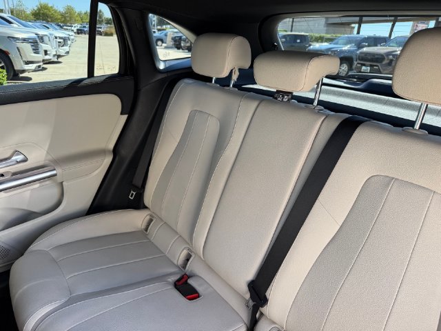 Used 2025 Mercedes-Benz GLA 250 image 27