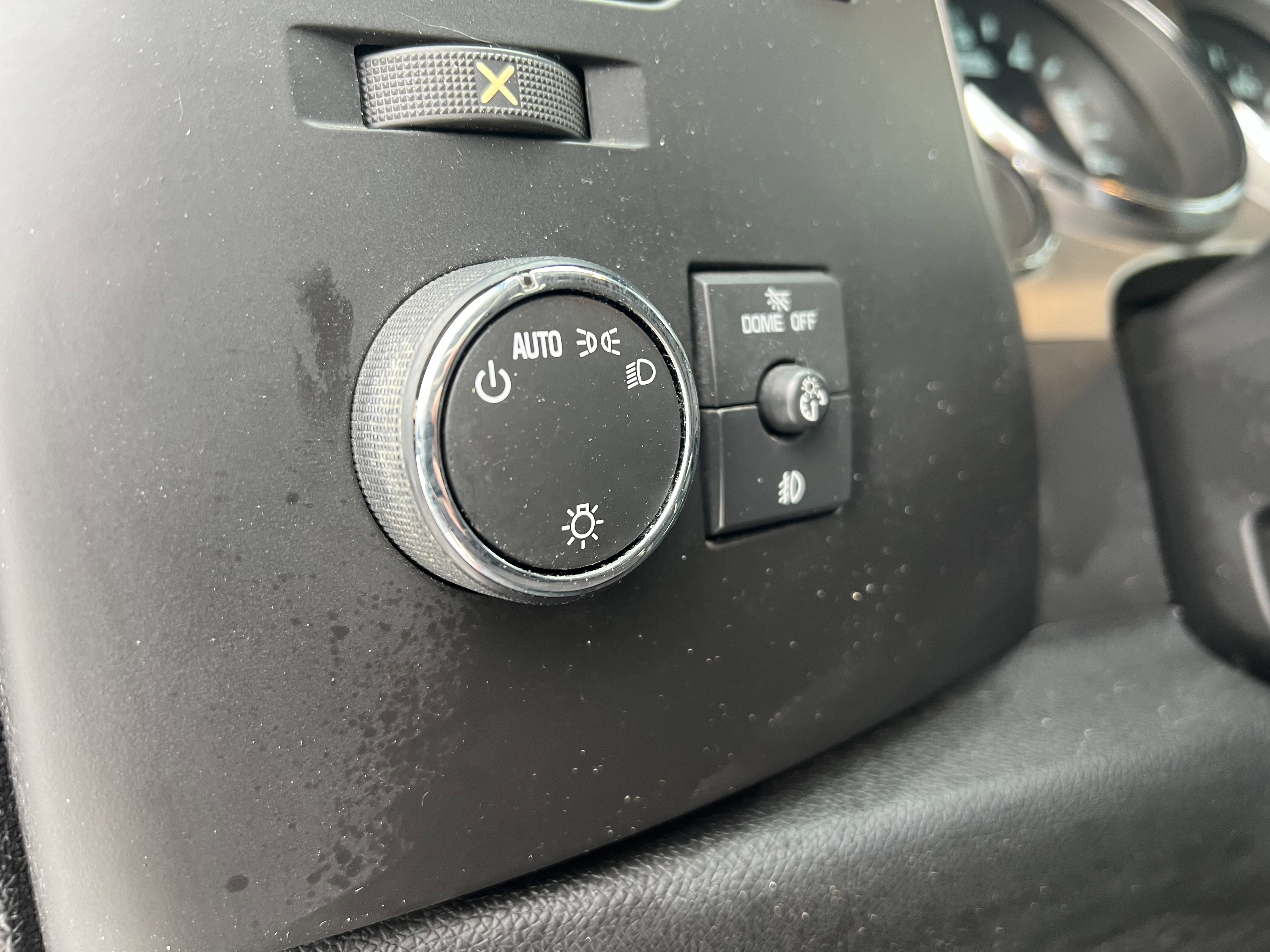 Used 2010 Chevrolet Silverado 1500 LT w/ Power Pack Plus image 16