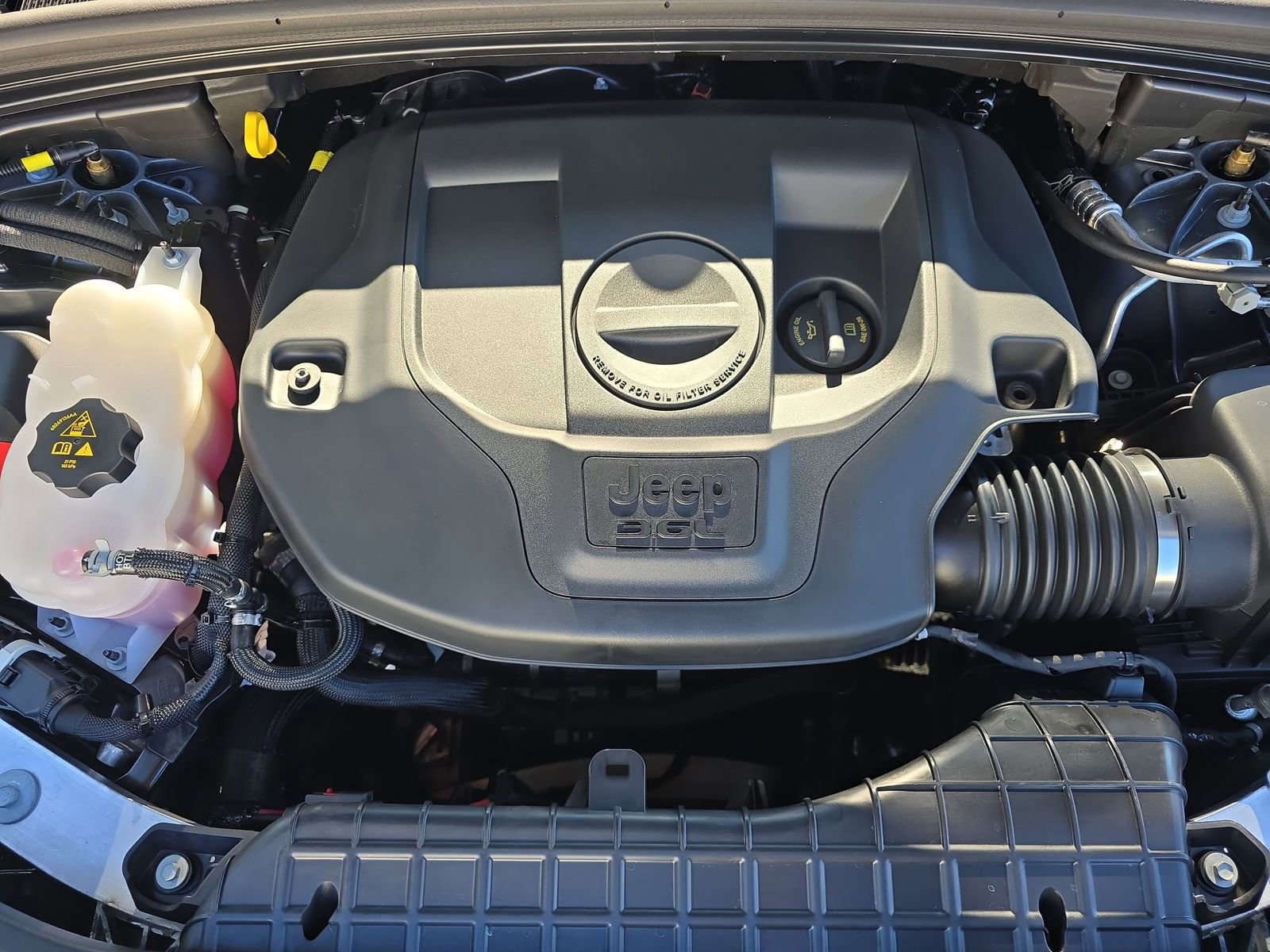 Used 2025 Jeep Grand Cherokee Summit w/ Obsidian Package image 38