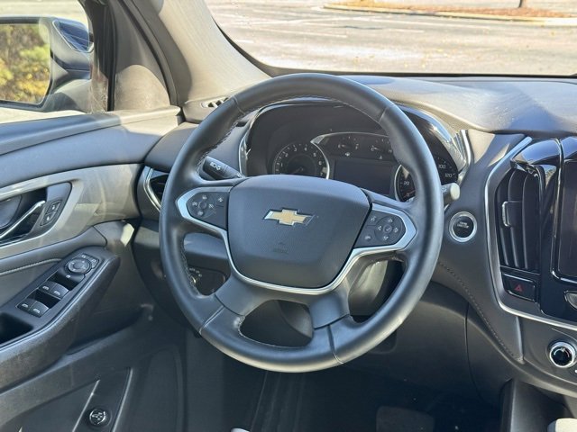 Used 2023 Chevrolet Traverse LT image 20