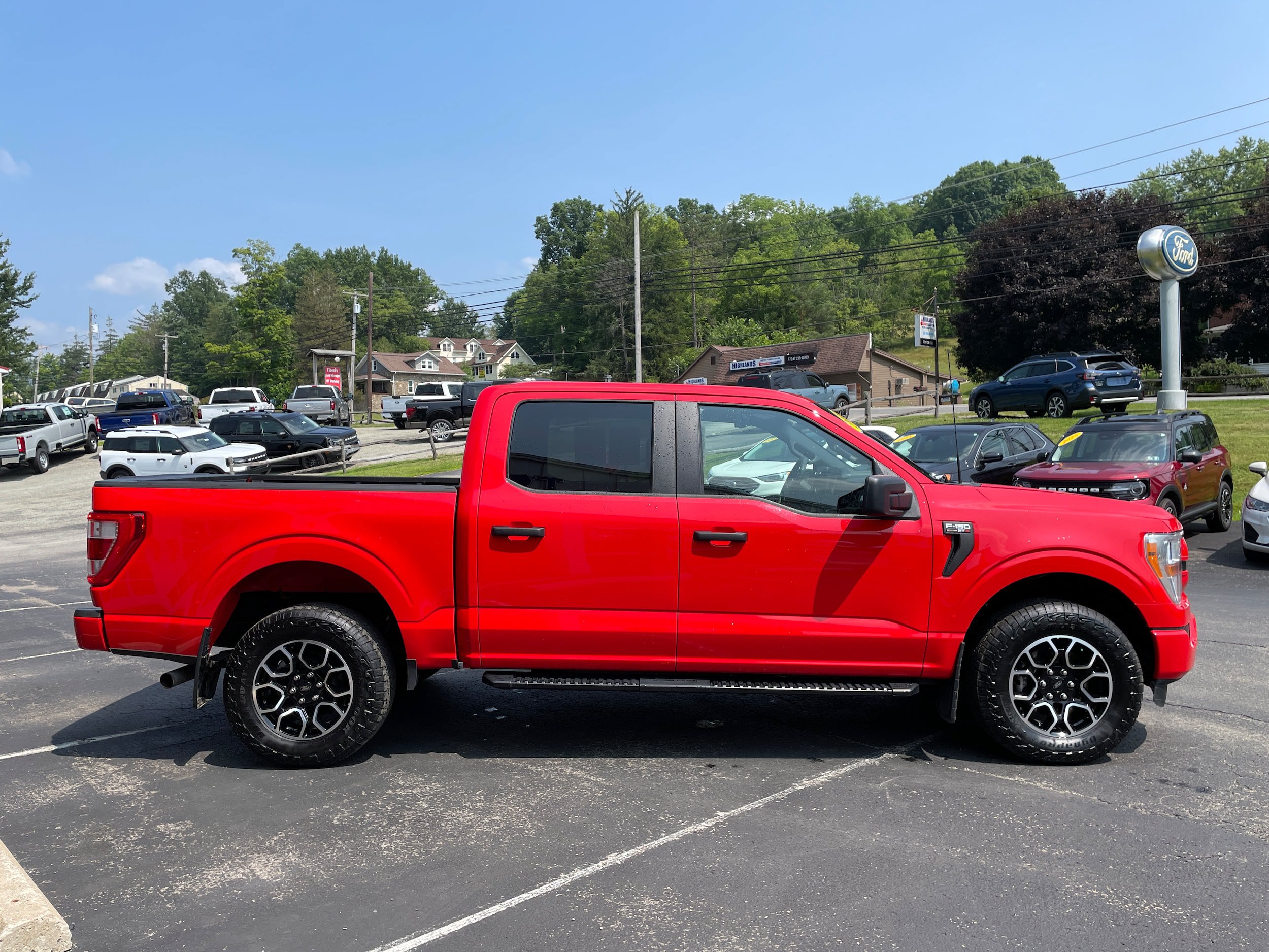 Used 2022 Ford F150 XL w/ STX Appearance Package AWD/4WD image 4