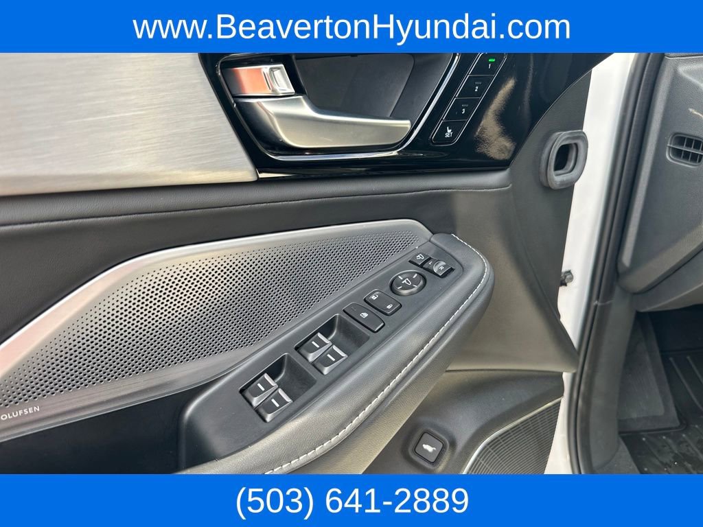 Used 2025 Acura MDX w/ Technology Package image 19