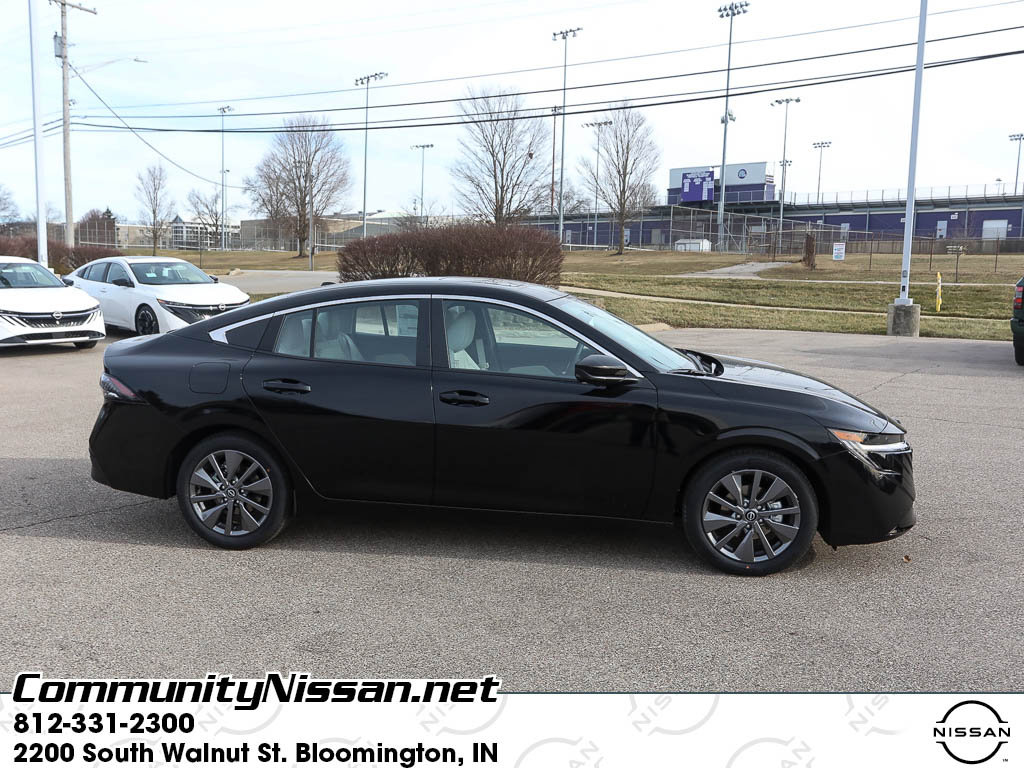 New 2026 Nissan Sentra SL w/ Floor Mat Package FWD image 8