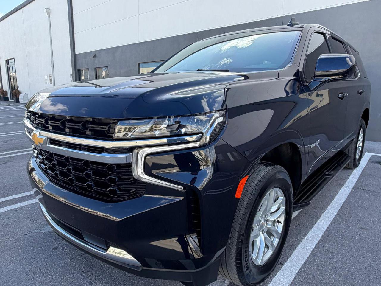 Used 2024 Chevrolet Tahoe LS image 7