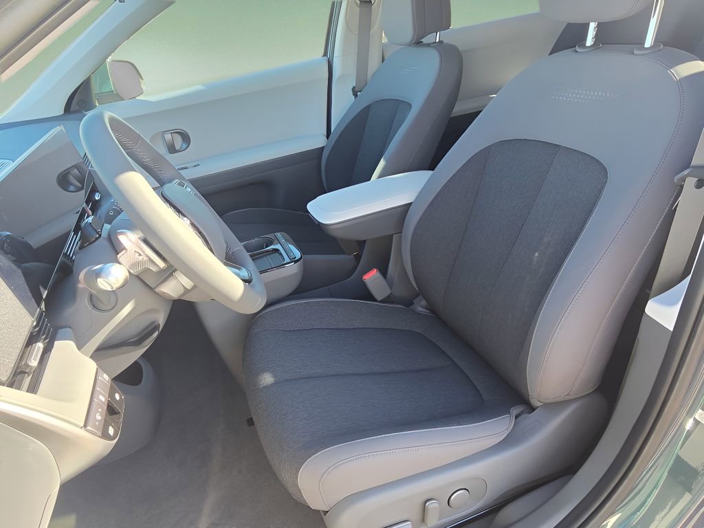 New 2026 Hyundai Ioniq 5 SE image 11