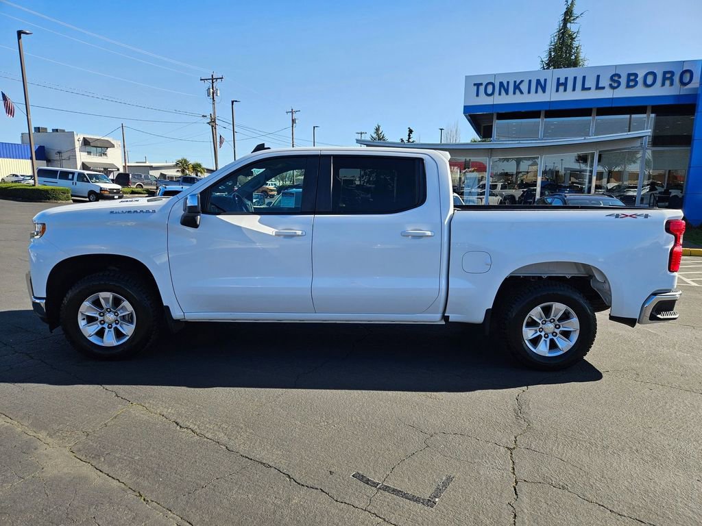 Used 2021 Chevrolet Silverado 1500 LT AWD/4WD image 3