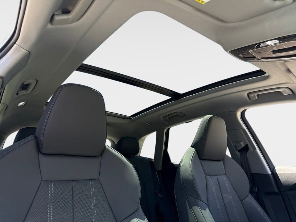 Certified 2025 Audi Q5 Premium Plus w/ Premium Plus image 10
