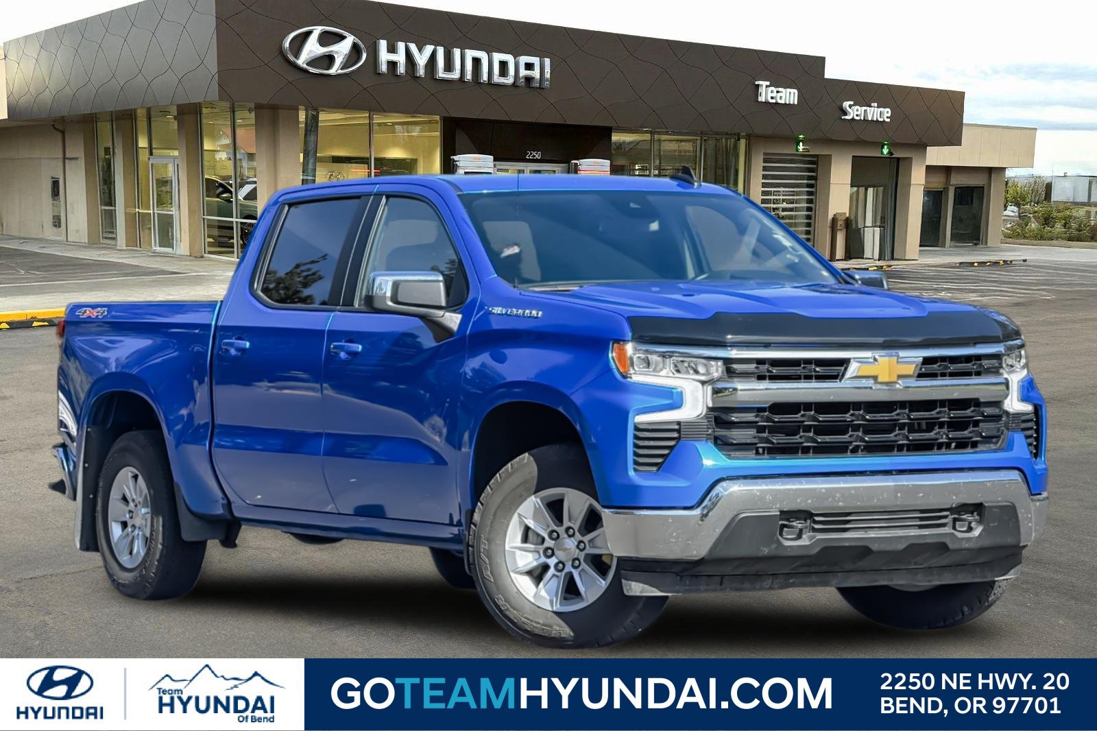 Used 2025 Chevrolet Silverado 1500 LT w/ Work Truck Package AWD/4WD image 1