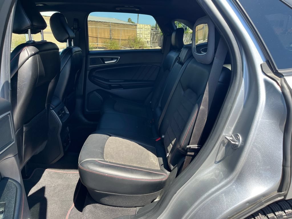 Used 2022 Ford Edge ST-Line AWD/4WD image 10