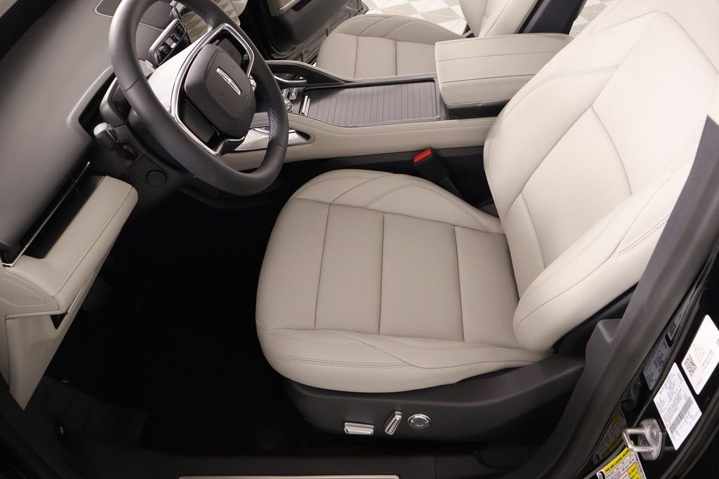 New 2026 Lincoln Nautilus Premier w/ Jet Appearance Package AWD/4WD image 11