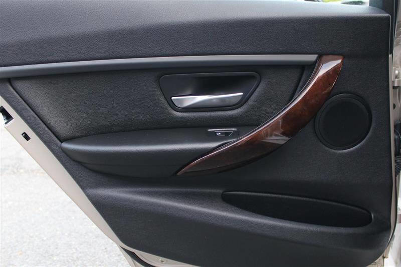 Used 2014 BMW 328i xDrive Sedan image 25