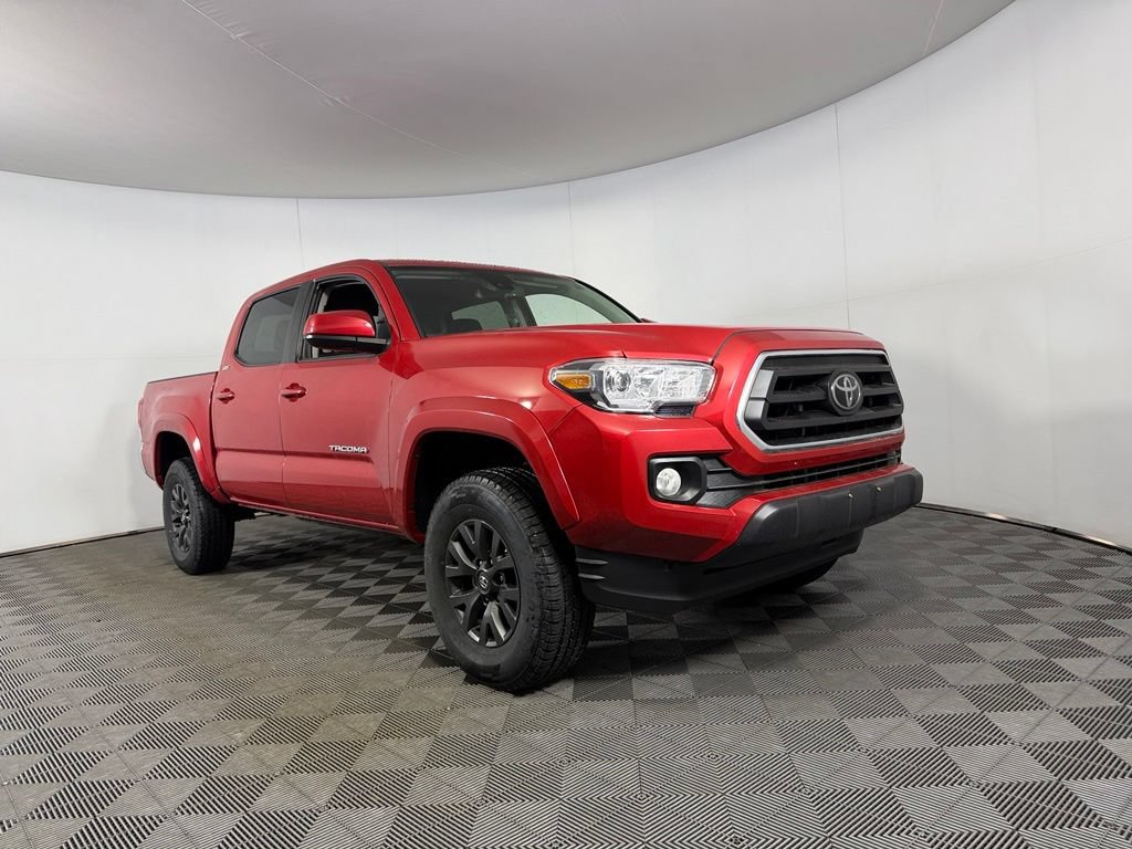 Used 2023 Toyota Tacoma SR5 AWD/4WD image 4